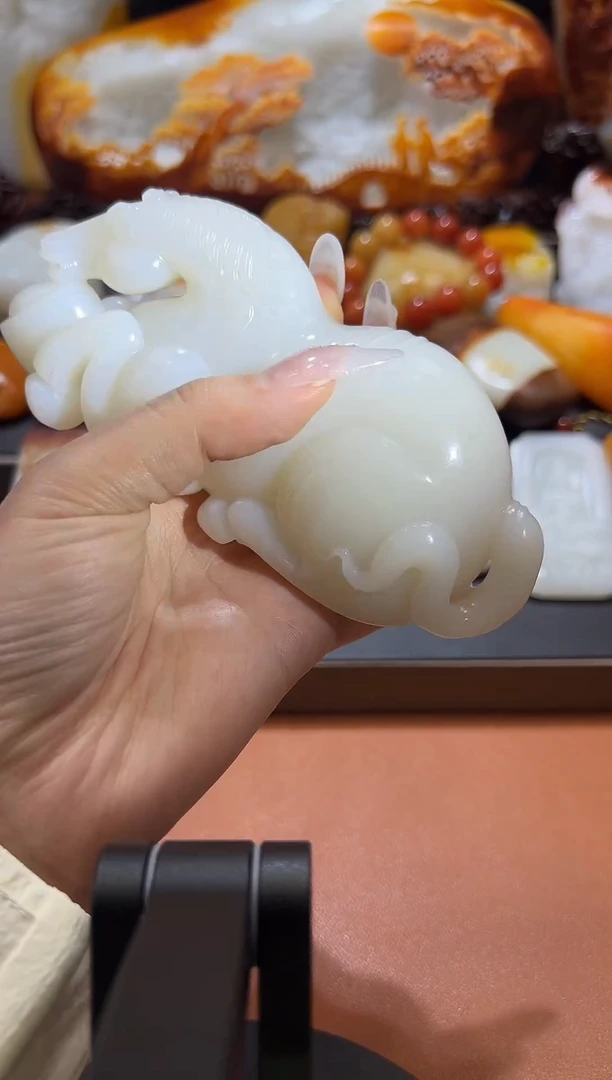 未镶嵌和田玉把件d****a和田玉