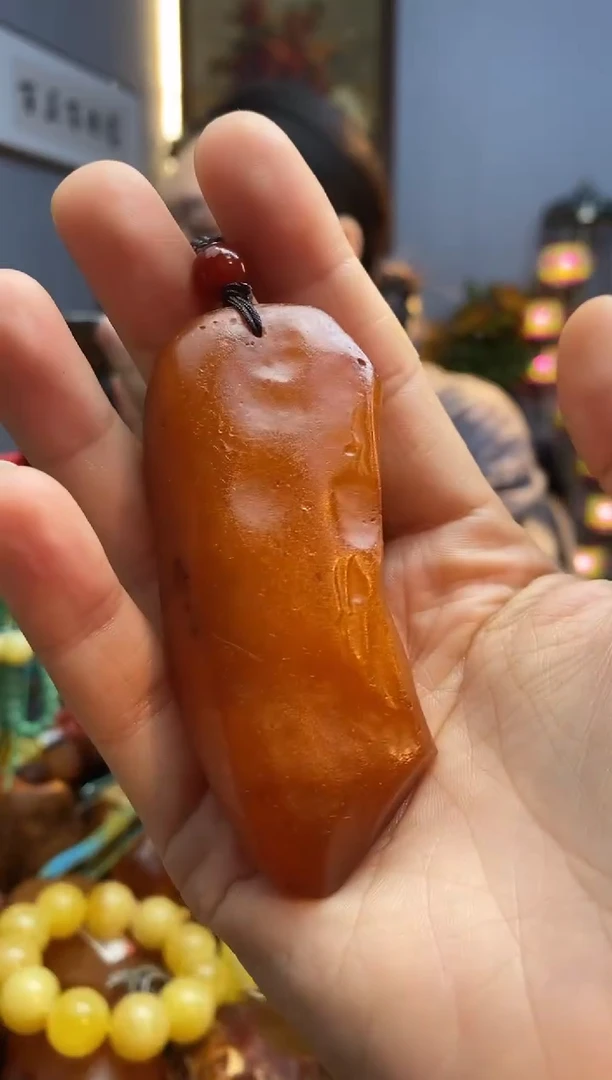 琥珀颈饰未镶嵌吊坠