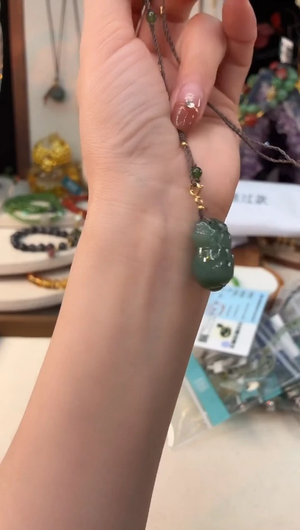 未镶嵌和田玉吊坠@@C921D018609