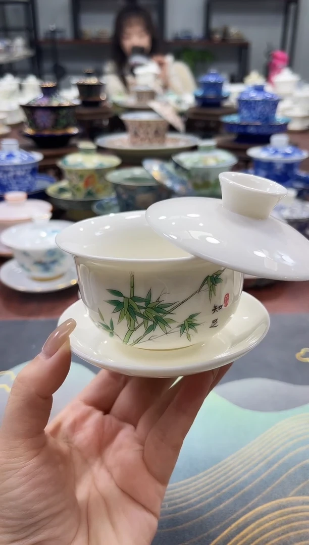 【闪购商品】小号元宝竹韵悬停盖碗+111