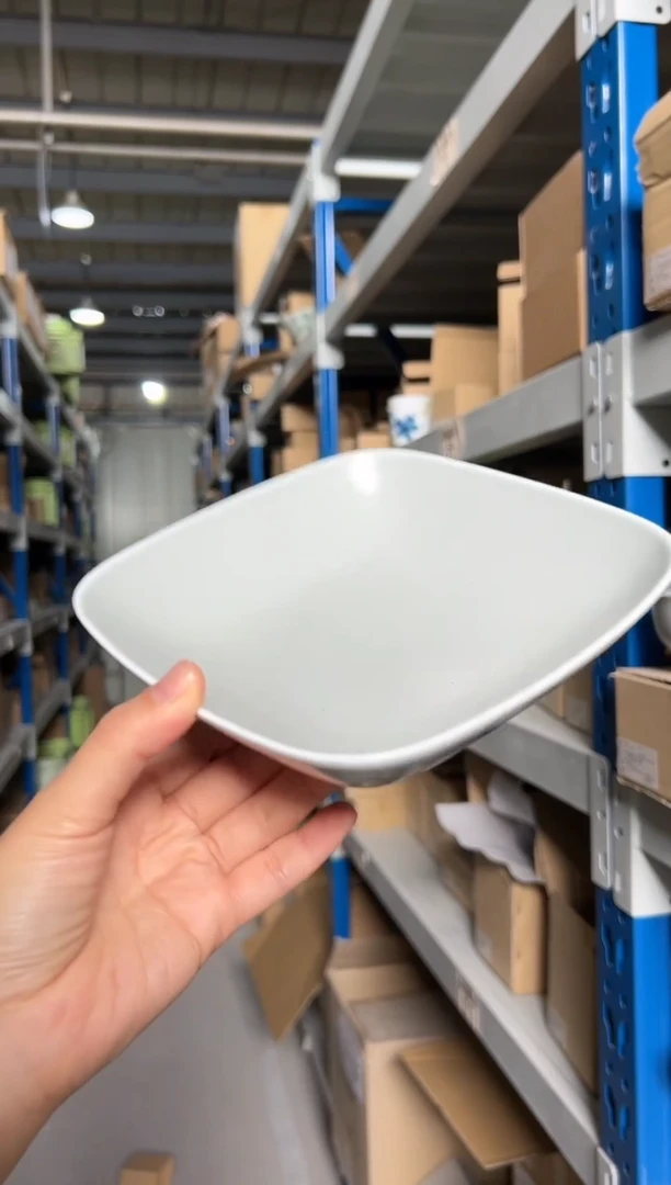 瓷片（B）白山 ﾋﾞｽﾀ ｽｸｴｱﾃﾞｨｯｼｭ(S) ｸﾞﾚｰﾏｯﾄ