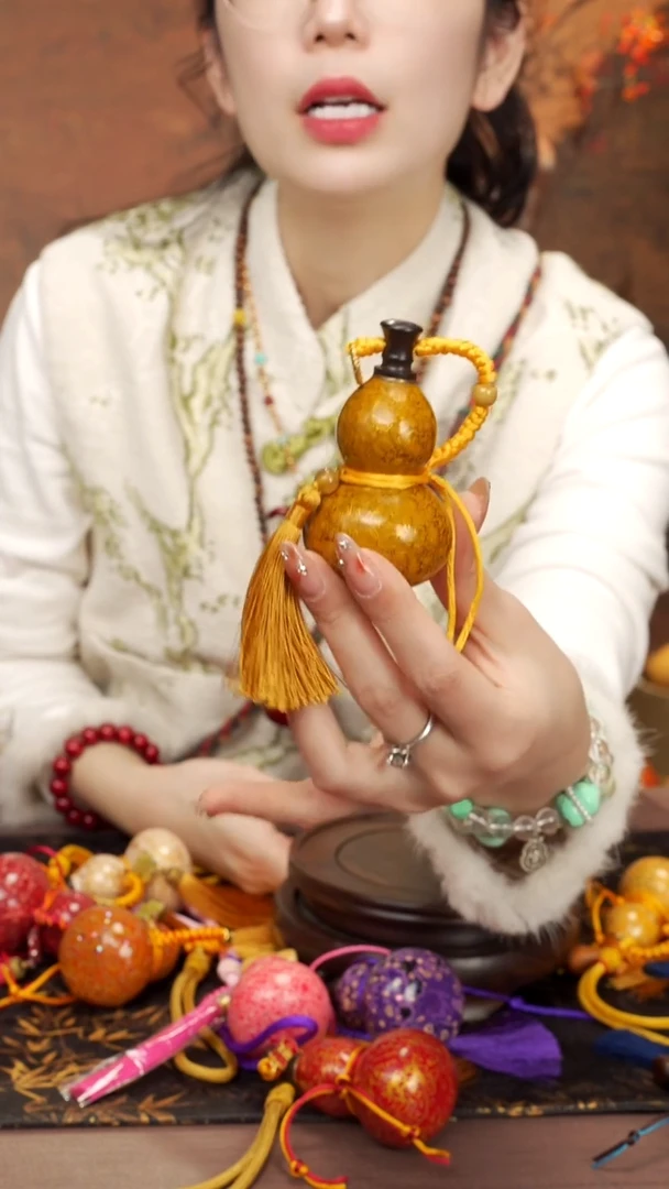 86 --大漆开口小葫芦----168