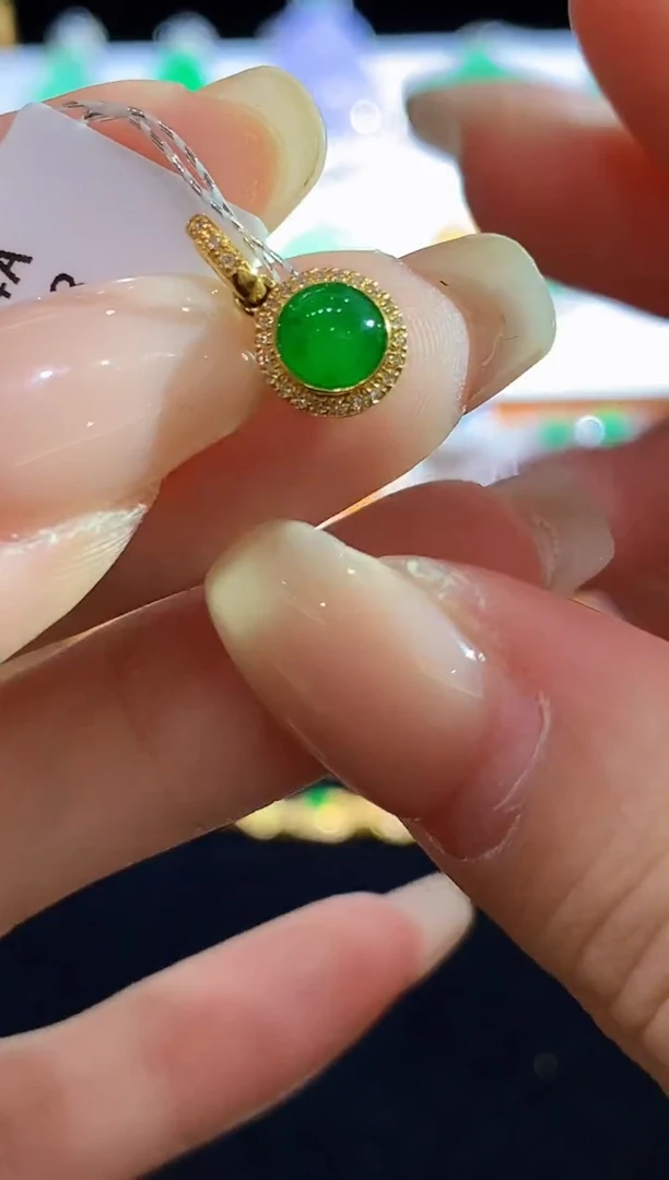 翡翠18K金镶嵌吊坠(不含链)L1813