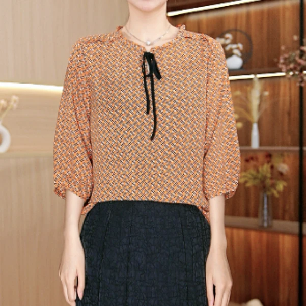 1-5527-11新款时尚小衫