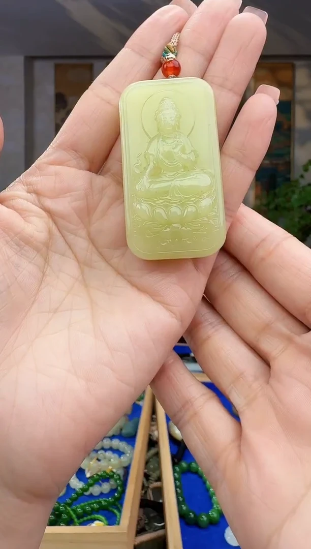 未镶嵌和田玉挂件拍一发一