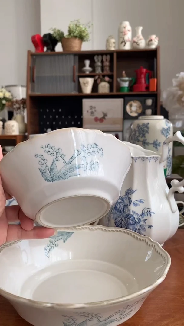 瓷铃兰6寸碗1个特惠