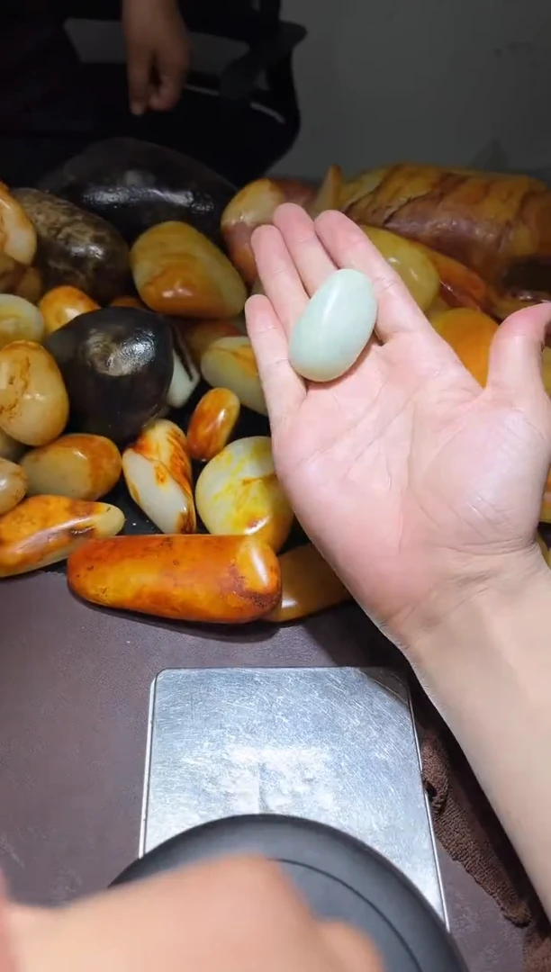 和田玉（子料）未镶嵌挂件YL-WW-5.26-100多样性发货