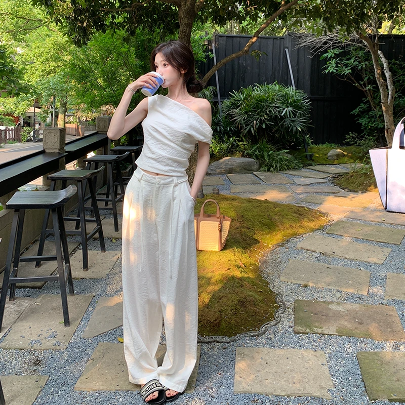 网红洋气炸街女装夏季新款斜肩短袖T恤上衣服高腰显瘦阔腿裤套装
