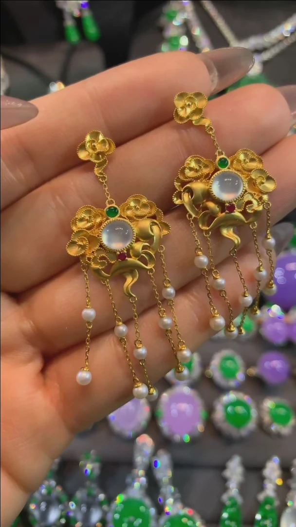 【闪购商品】翡翠戒指18K金镶嵌耳饰