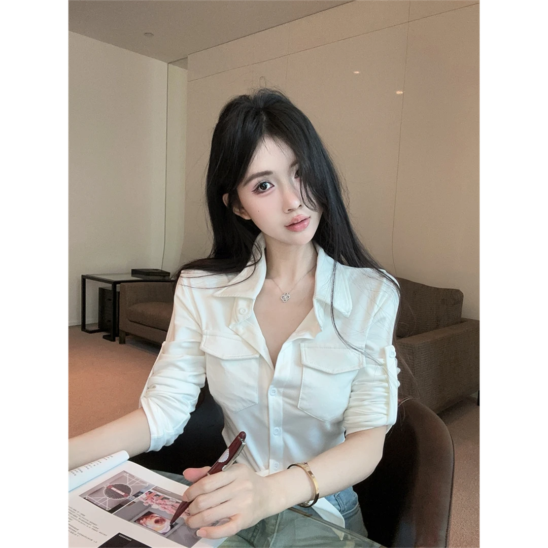 秋季新款法式复古POLO领弹力设计感长袖衬衫修身辣妹性感短款上衣