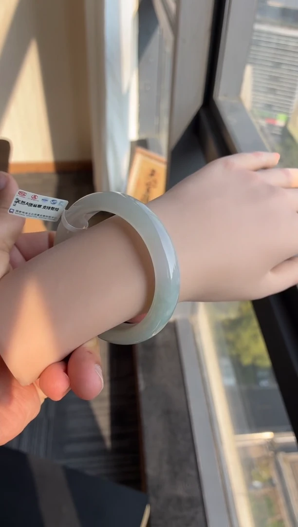 未镶嵌手镯翡翠22号56.8*12.6*8.6正圈