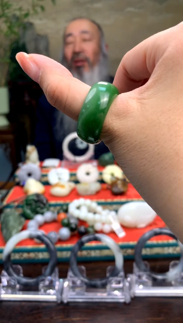 【闪购商品】和田玉戒指未镶嵌戒指一件