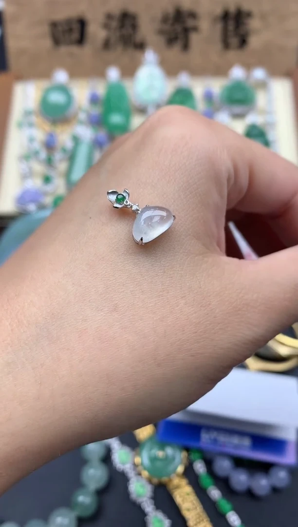 【闪购商品】翡翠颈饰18K金镶嵌155-中国好珍宝