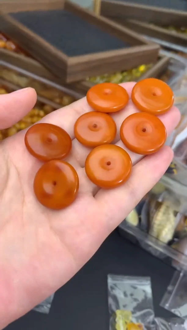 蜜蜡未镶嵌珠宝奇石18多样性发一件