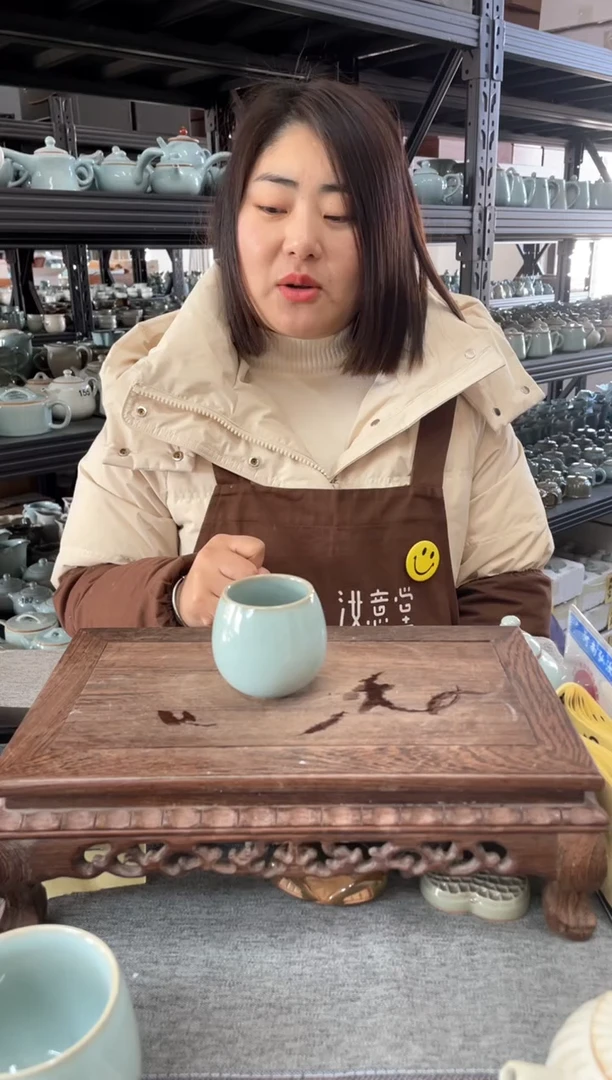 【闪购商品】瓷片微瑕天青小龙蛋杯。。。