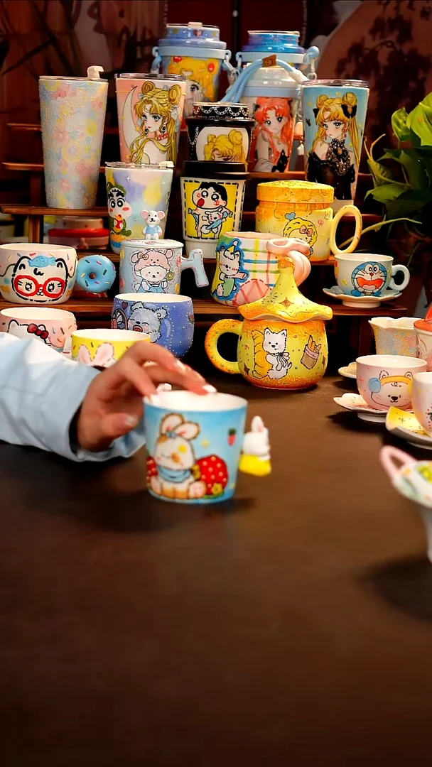 景德镇全手工手绘杯杯