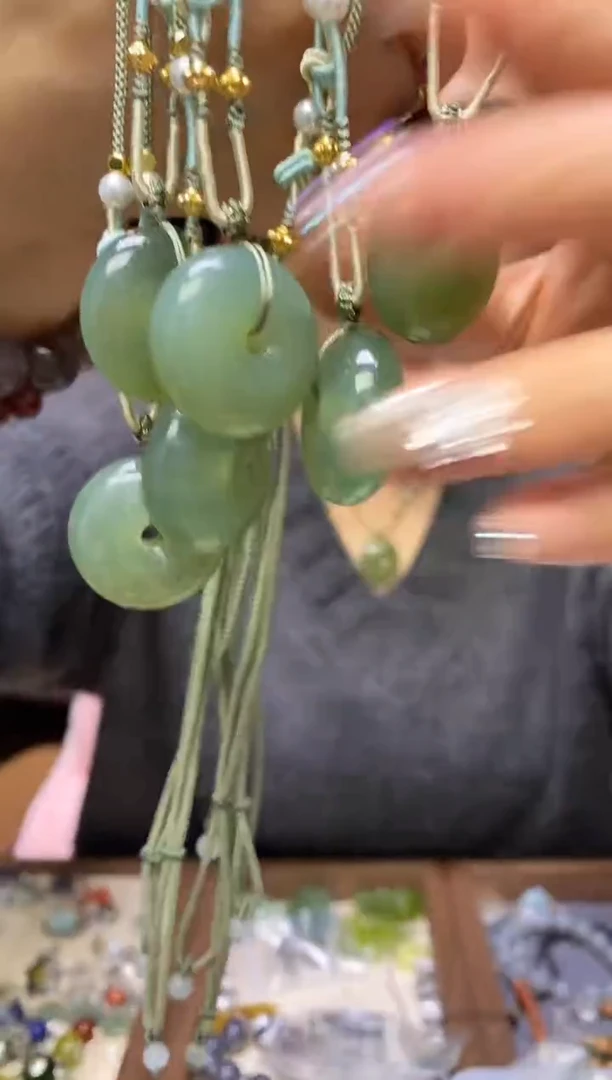 【闪购商品】岫玉吊坠未镶嵌多样性发货其中发一