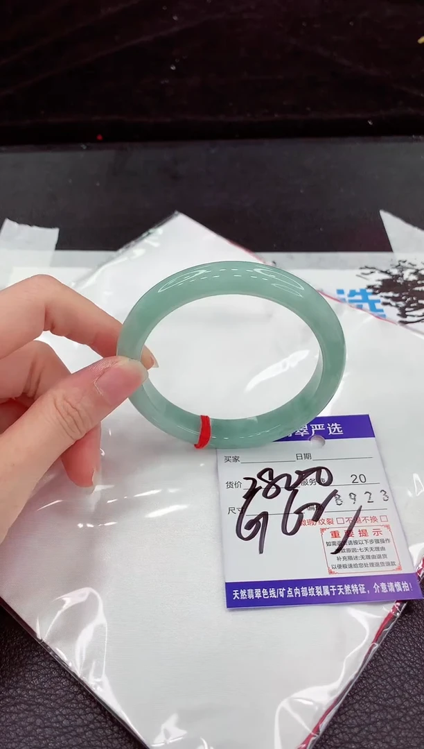 翡翠手镯未镶嵌1111111111111