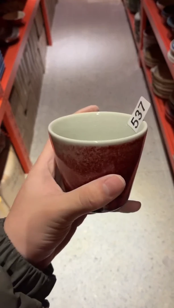 瓷片L****e537郎红小水杯1个