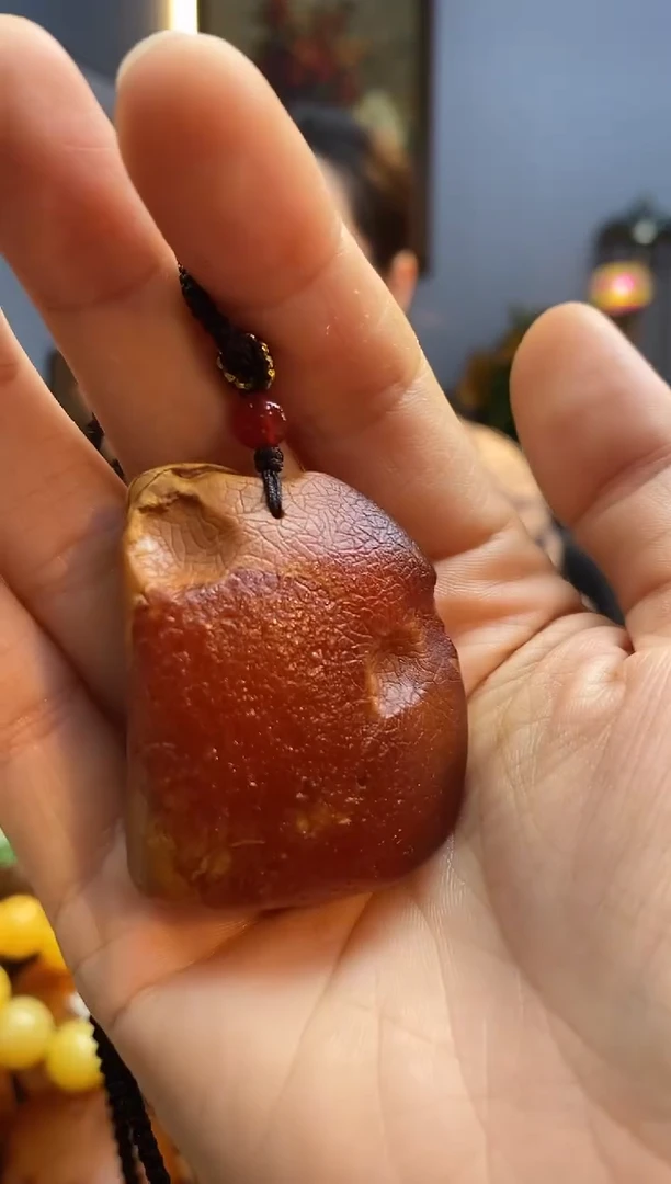 琥珀颈饰未镶嵌吊坠