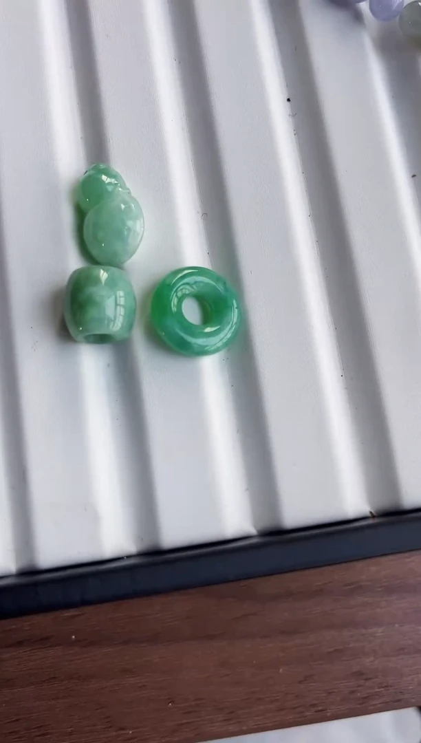 散珠翡翠翡翠三件套