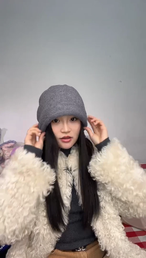 聚酯纤维灰色堆堆帽