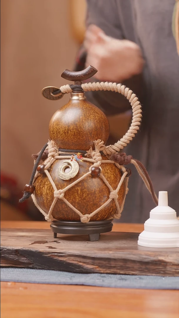 1233号链接精品大漆葫芦现货现发[一物一拍]（500-600ml）