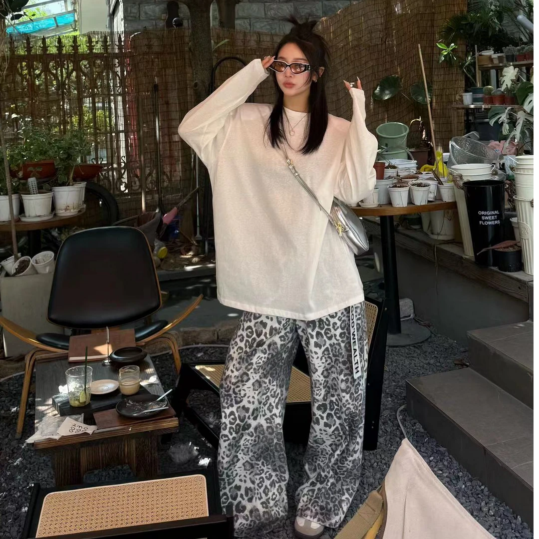 宠儿【2025春款财神韩版5色极简时尚百搭通勤防晒体恤】