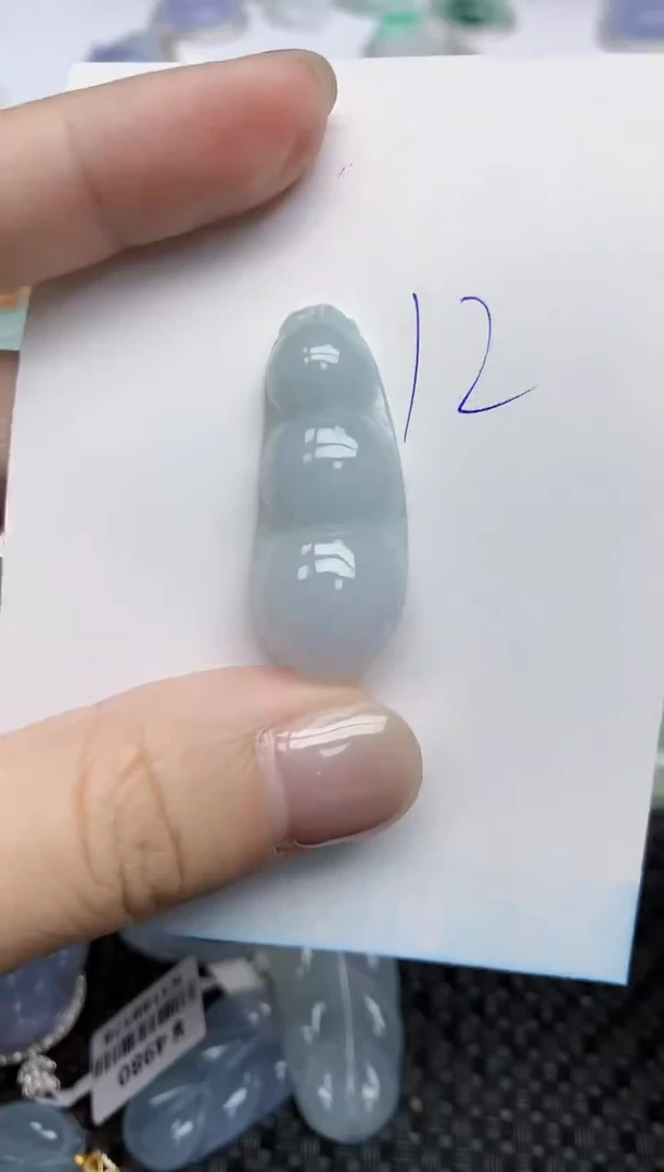 【闪购商品】翡翠颈饰未镶嵌天然翡翠A货