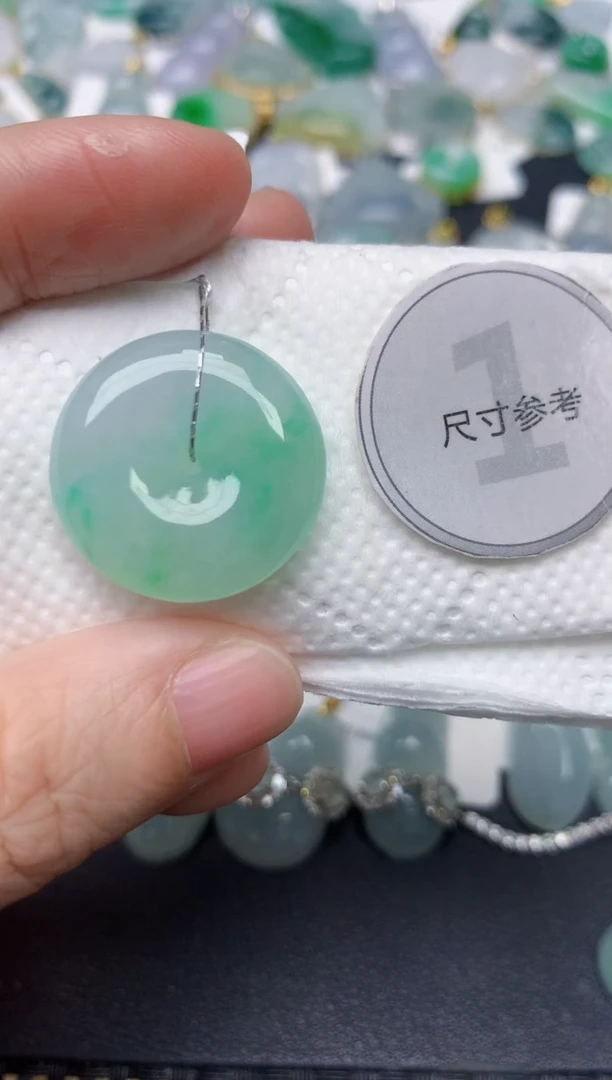 颈饰未镶嵌翡翠天然缅甸A货翡翠