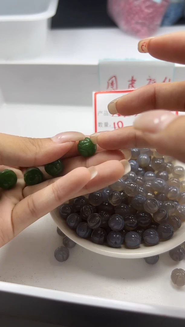 玛瑙/玉髓颈饰未镶嵌w857烟灰南瓜珠10mm*10