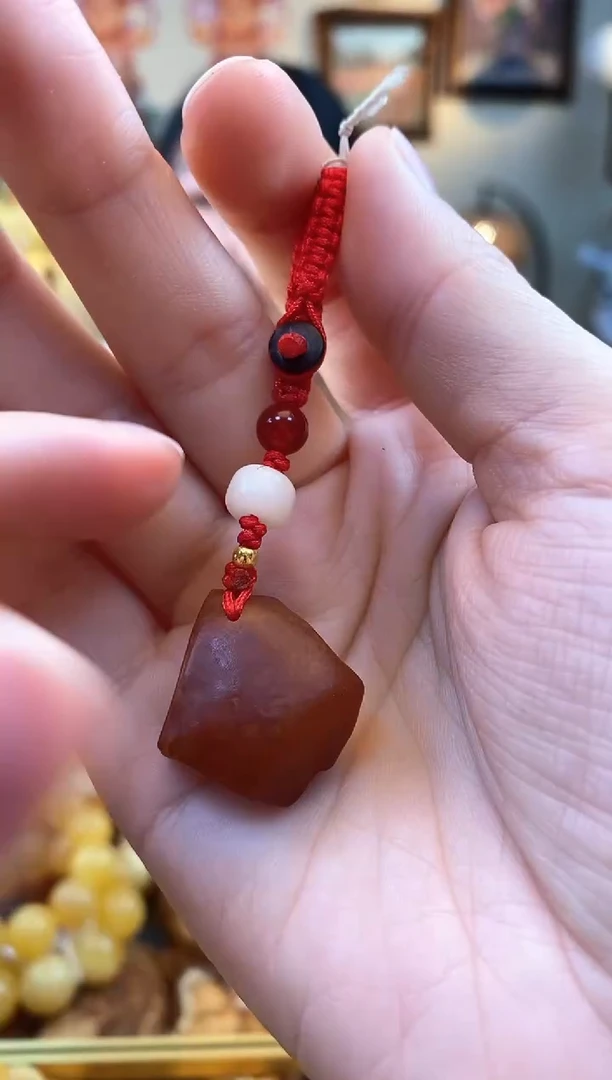 【闪购商品】未镶嵌琥珀颈饰吊坠