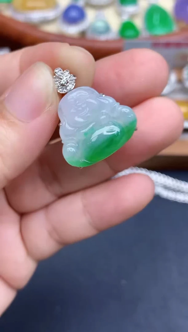 颈饰18K金镶嵌翡翠223-中国好珍宝