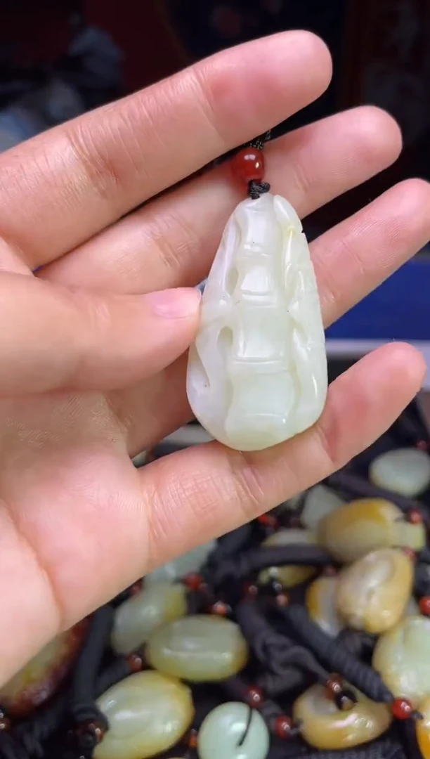 颈饰未镶嵌和田玉123