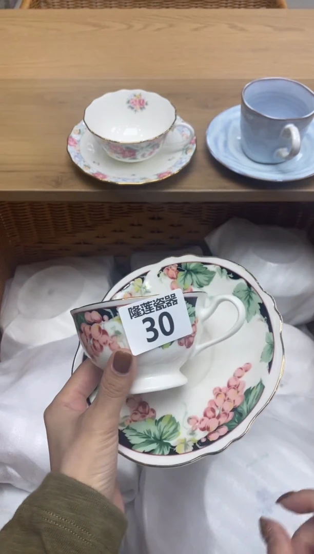 瓷片糖***屋隆莲瓷器欢迎大家