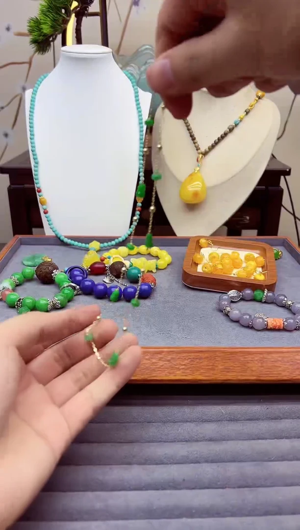 【闪购商品】翡翠耳饰14K金镶嵌x642````````