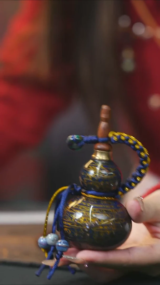 【闪购商品】WR121漆艺精致小手捻(开口）