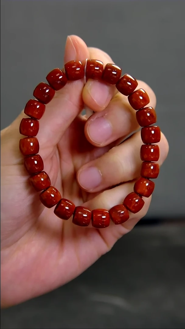 未镶嵌手串南红玛瑙008ZB1013产品一个