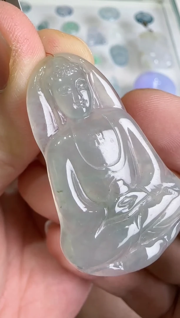 【闪购商品】翡翠吊坠(不含链)未镶嵌··