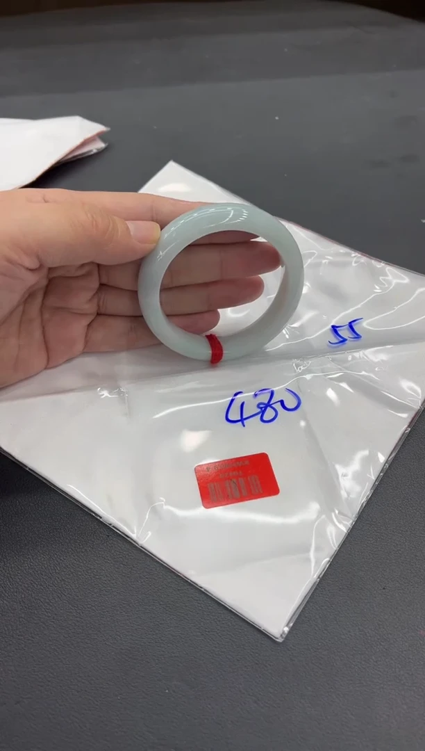 未镶嵌手镯翡翠翡翠手镯