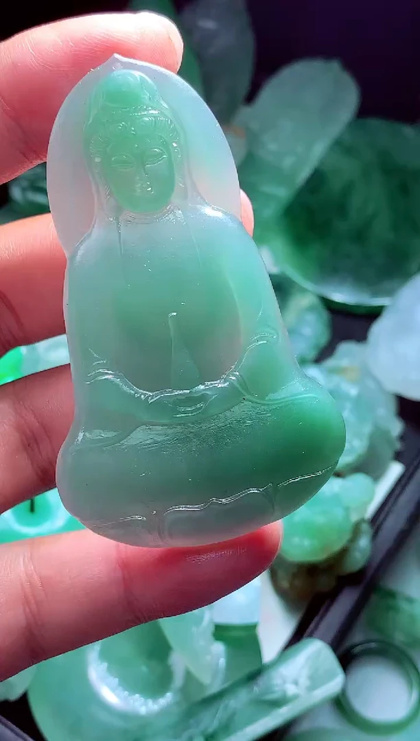 未镶嵌定制翡翠怡*?翡翠毛货定制