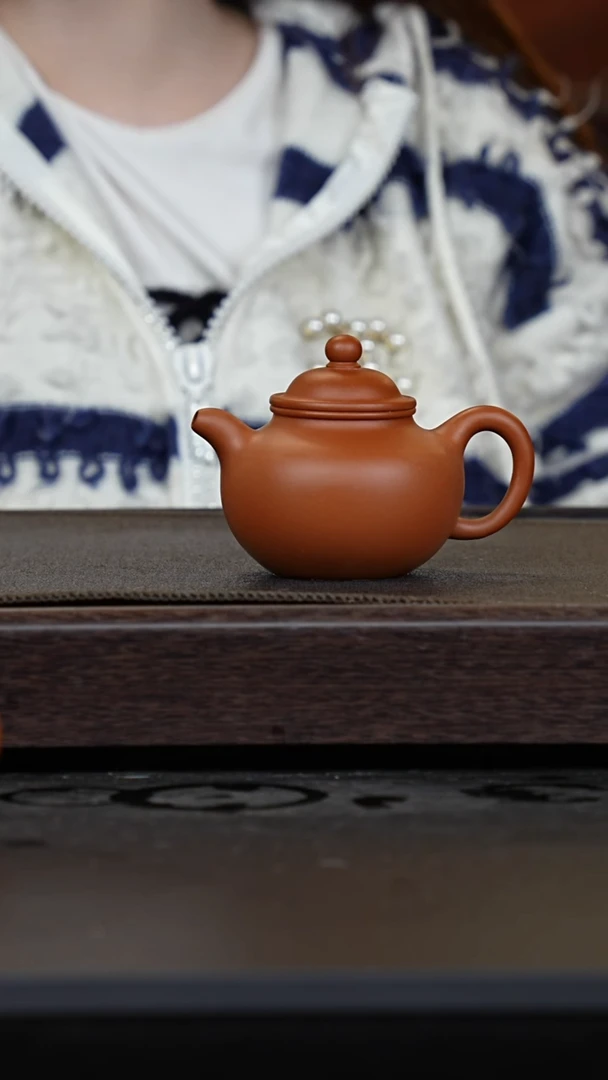 【闪购商品】紫砂茶壶生砂赵庄朱泥大亨掇球