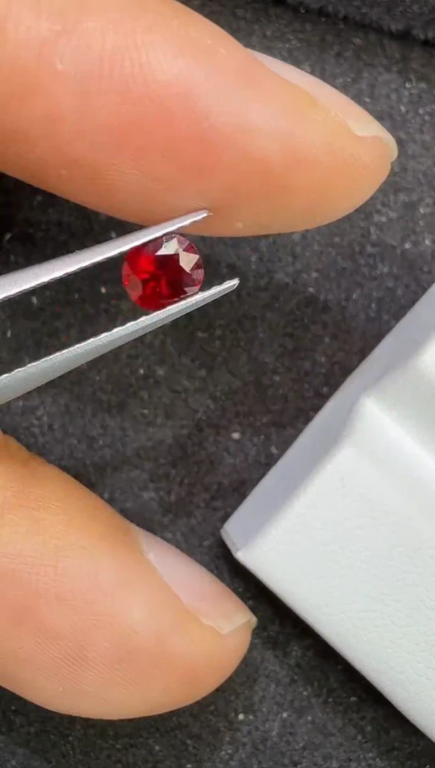 未镶嵌定制定制红宝石天然缅甸鸽血红0.59克拉鸽血红