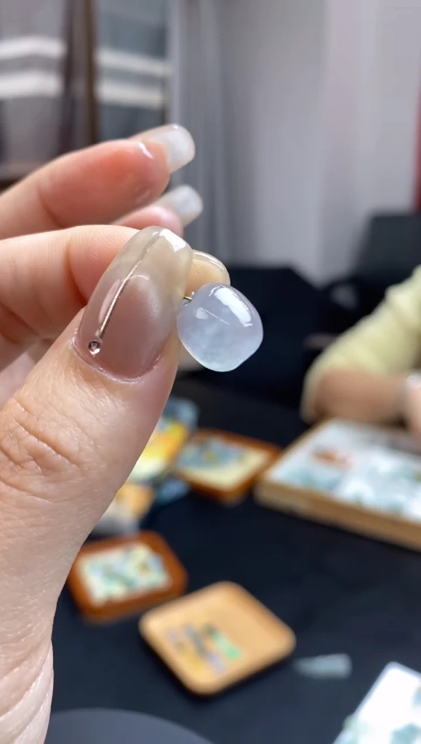【闪购商品】定制翡翠未镶嵌翡翠毛货~