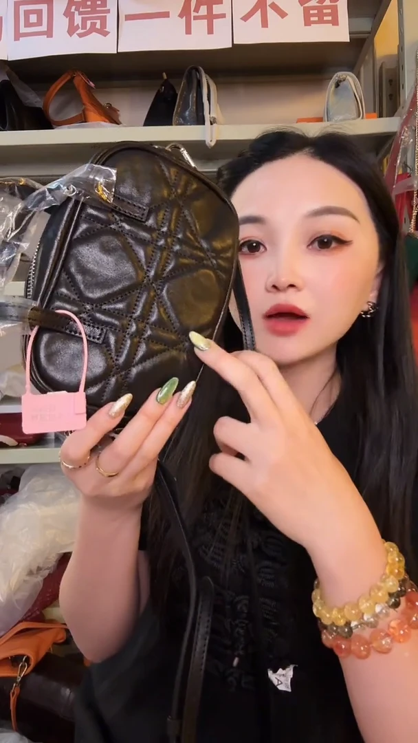 小牛皮（革）珊瑚店清斜挎包真皮包时尚百搭包包