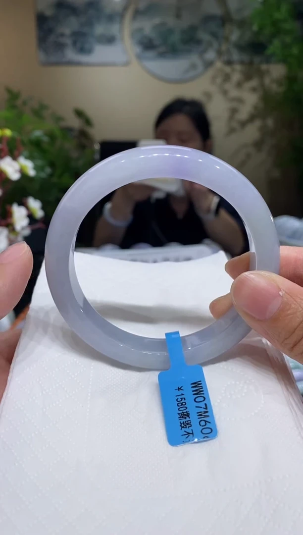 翡翠手镯未镶嵌圈口60.6