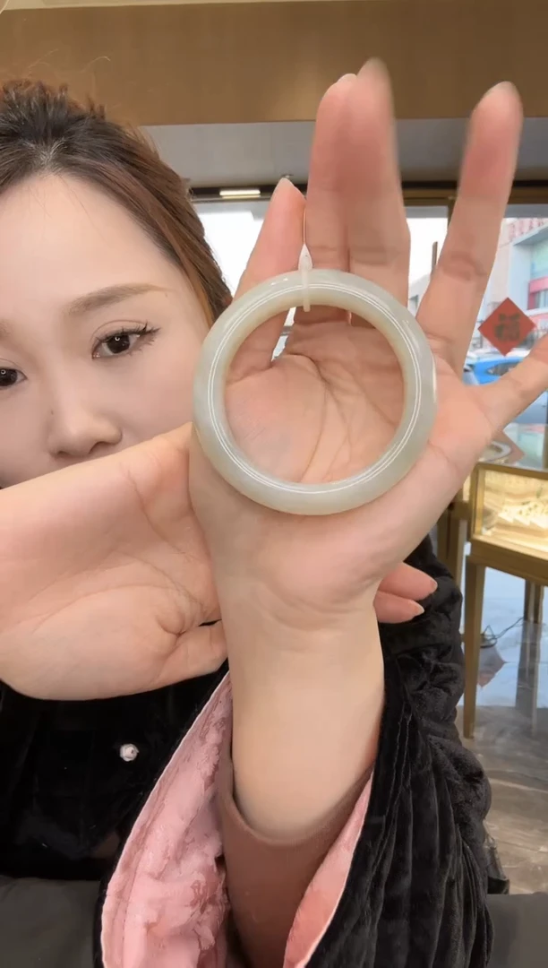 【闪购商品】和田玉手镯未镶嵌温雅镯53