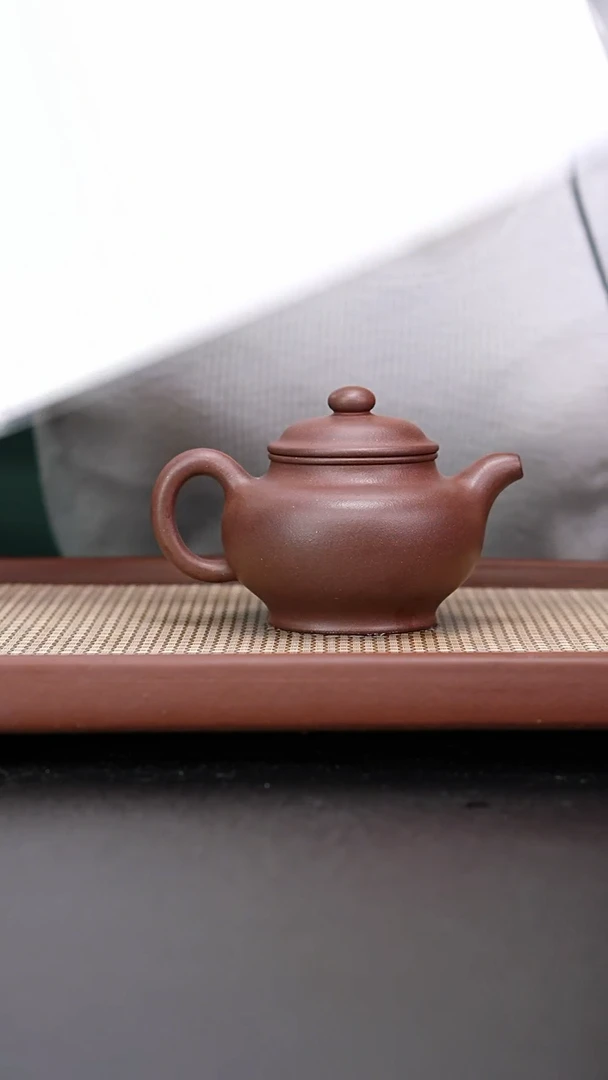 茶壶紫砂底槽青掇只250陈佳欢