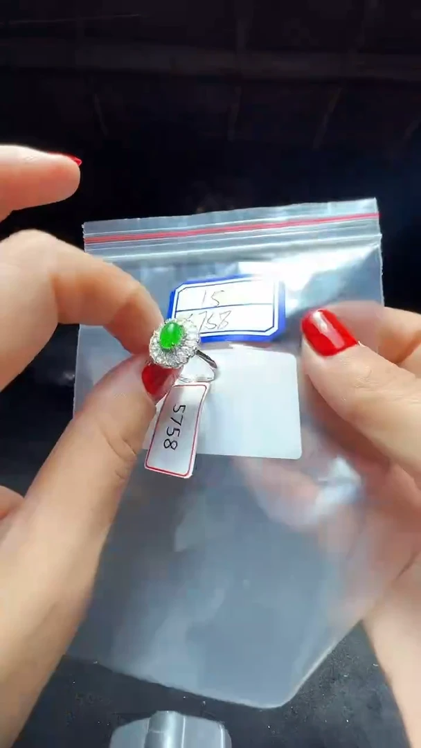 【闪购商品】翡翠戒指未镶嵌0900793967多样性发货