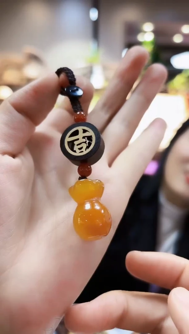 未镶嵌颈饰玛瑙/玉髓挂件